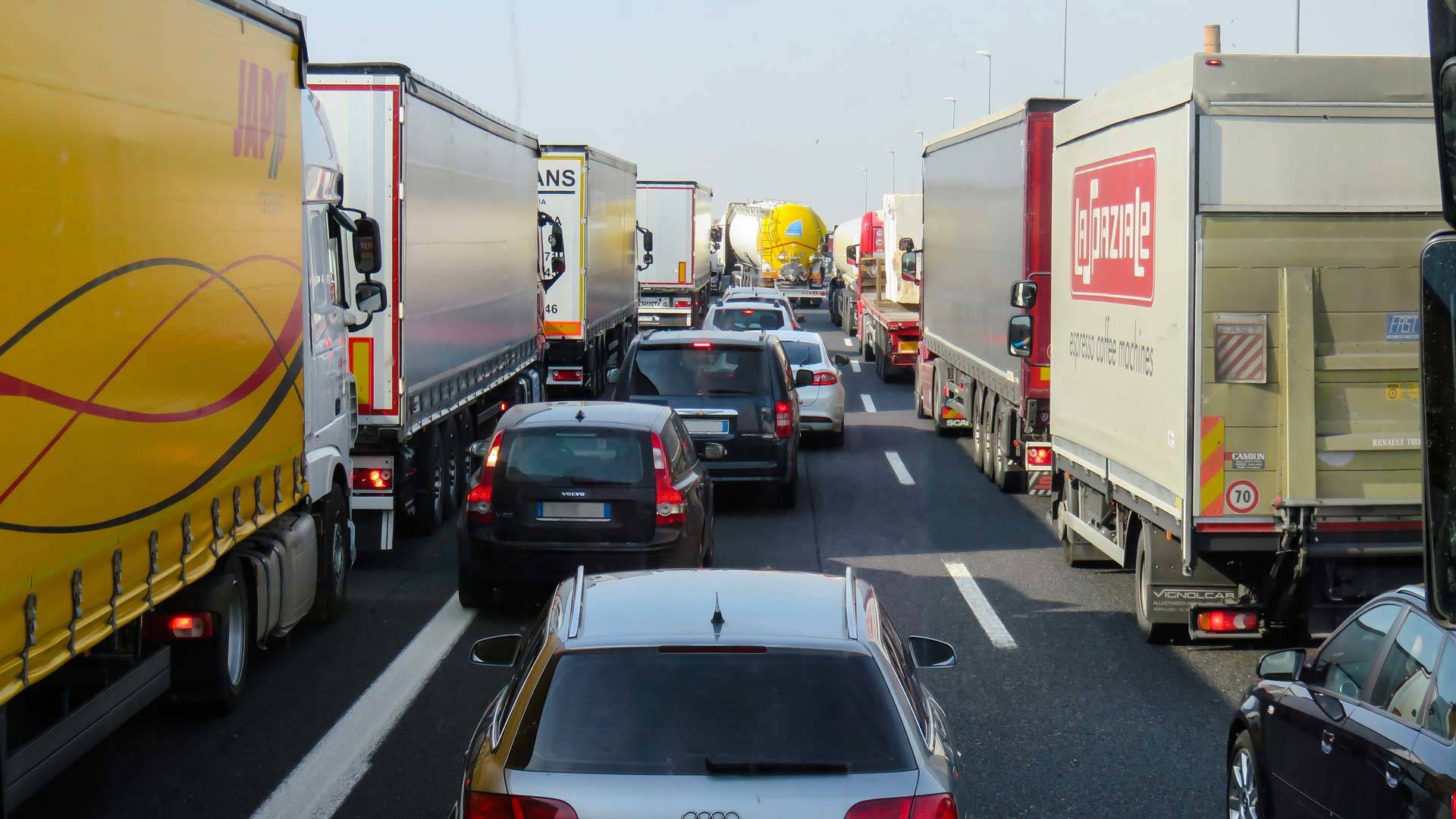 traffic-2251530-pixabay